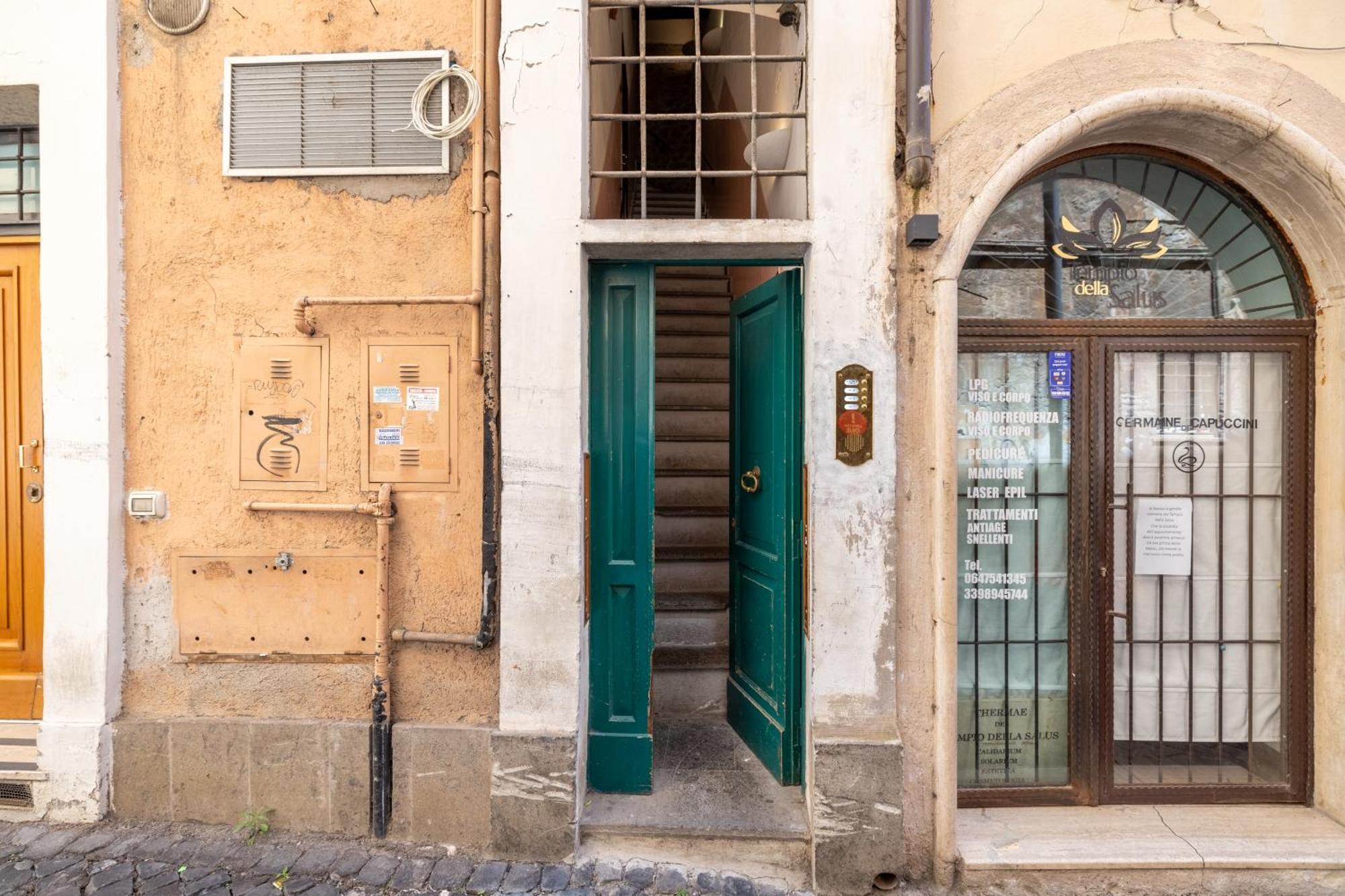 Trevi - Charming Loft Near Trevi Fountain * Roma